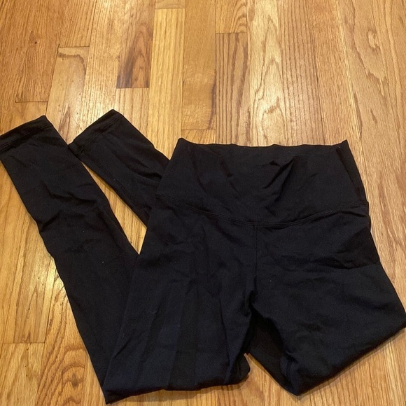 TNA Black Leggings Size Small - Picture 1 of 4